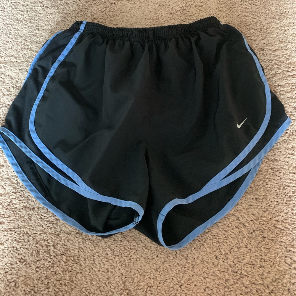 Nike tempo shorts black and blue